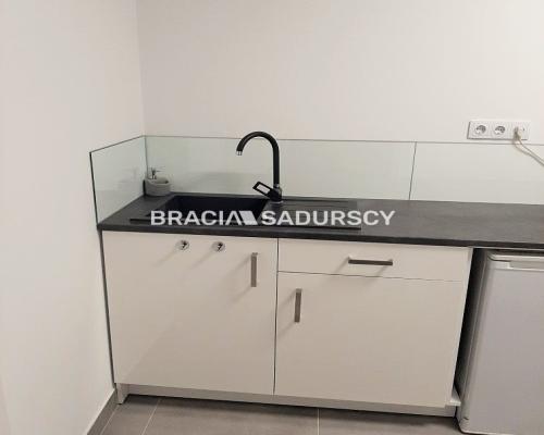 nowy lokal 170 m2 Sakwina