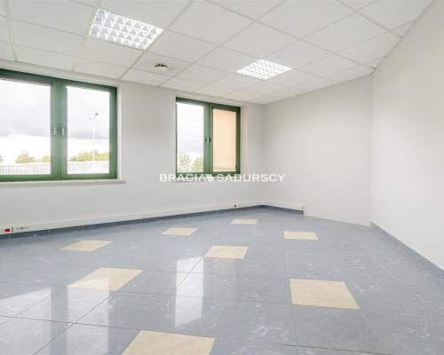 LOKAL OK 15,5 M2 BIUROWY PRĄDNIK BIAŁY -BIUROWIEC