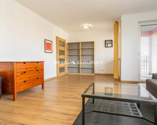 PRZESTRONNE, SŁONECZNE 2-POKOJOWE Z BALKONEM