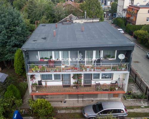 3-pok, ul. Makowa, dom z działką