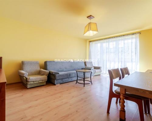 3-pok(oddzielne)z balkonem i widokiem na Wawel