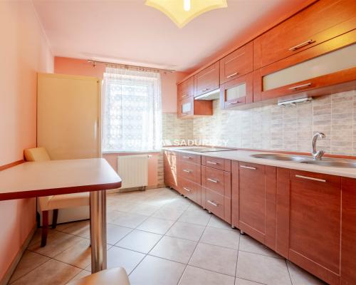 3-pok(oddzielne)z balkonem i widokiem na Wawel