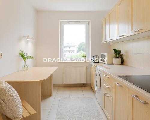 3-POKOJOWE, BALKON, ATRAKCYJNA LOKALIZACJA