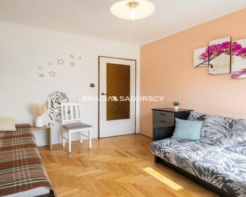 3 pok z osobną kuchnią, duży balkon-os.Piastów