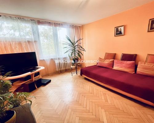 Bronowice ul. Bronowicka, 2-pok. Sprzedam szybko.