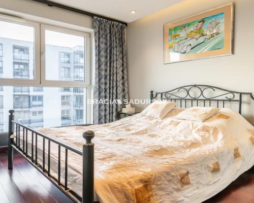 2 Pok z dużym balkonem al. 29 listopada.