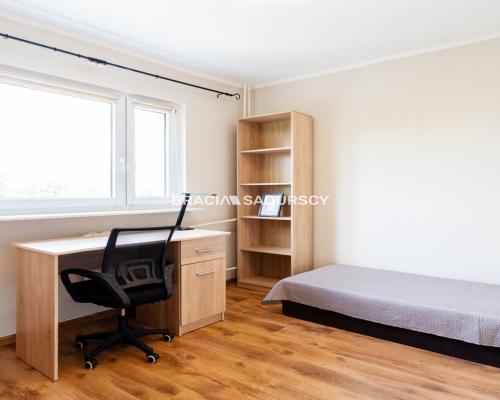 3-pokojowe mieszkanie z loggią- Zawodzie