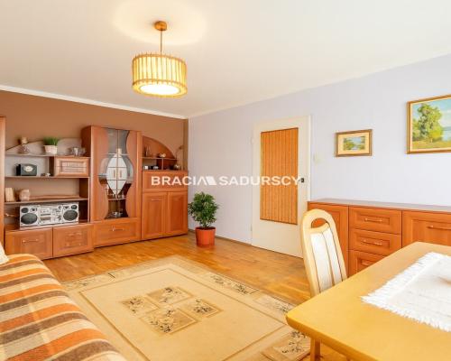 4-pok mieszkanie, 2 balkony i piwnica - Kurdwanów