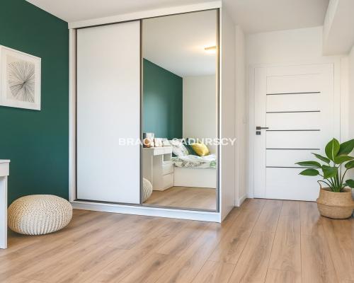 GUSTOWNE, Z DUŻYM BALKONEM W NOWYM BUDOWNICTWIE