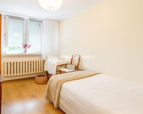 3 pok z osobną kuchnią ul.Stachiewicza.