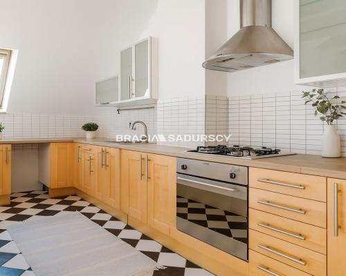 Mieszkanie z widokiem na zalew. Mydlniki.