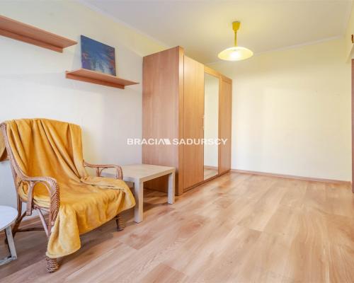 3 pok z osobną kuchnią os. Strusia