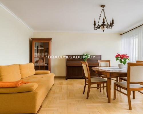 4 pok z dwoma balkonami ul. Telimeny