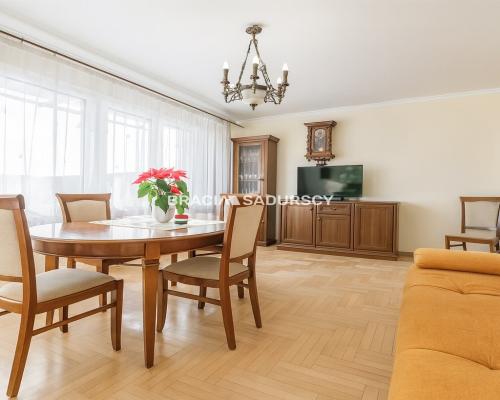 4 pok z dwoma balkonami ul. Telimeny