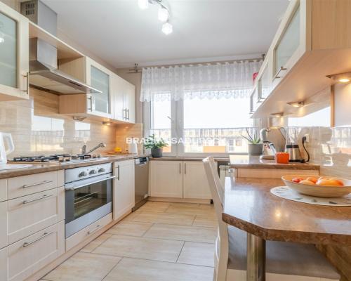 4 pok z dwoma balkonami ul. Telimeny