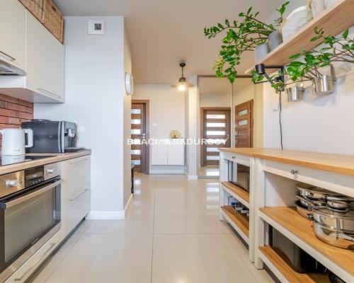 2 pokojowe mieszkanie z pięknym widokiem, 2xloggia