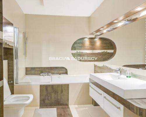 Przestronne 2 - pokojowe mieszkanie na wynajem