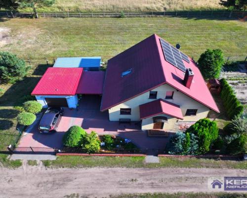 Dom Wolnostojący, Garaż, Wiata, Panele