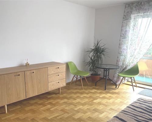 Mieszkanie z 2 balkonami.