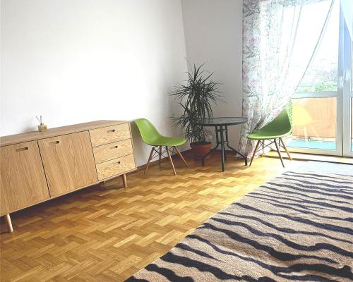 Mieszkanie z 2 balkonami.