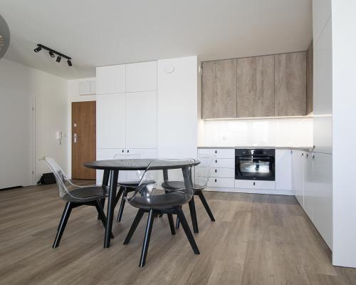 2pokoje /Nowy Zawiszów/ winda