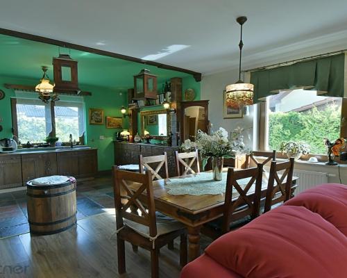 Klimatyczny dom wolnostojący, 5km do Wrocławia.