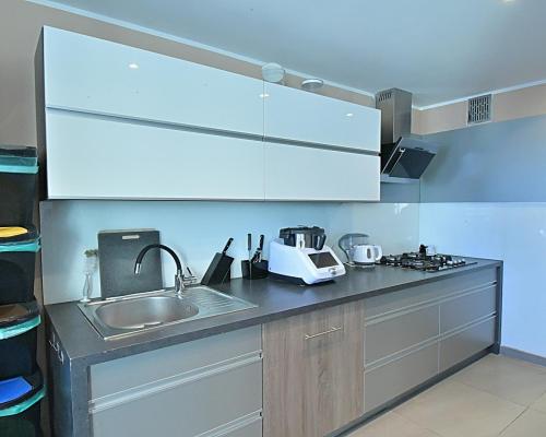 OKAZJA! 3 pokoje z oddzielną kuchnią i balkonem