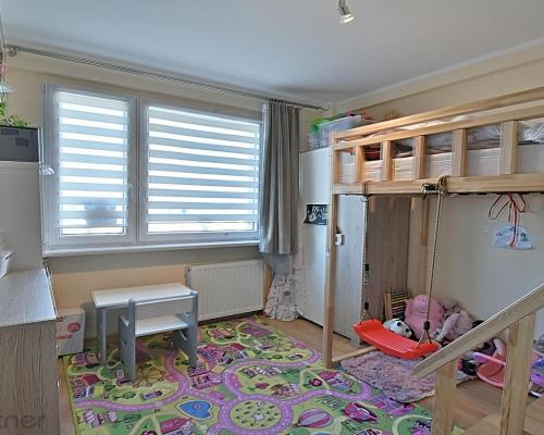 OKAZJA! 3 pokoje z oddzielną kuchnią i balkonem