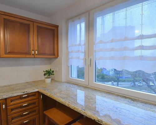 Ciche 2 pokoje z oddzielna kuchnią