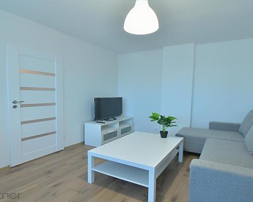 2 pokoje z oddzielną kuchnią, obok parku