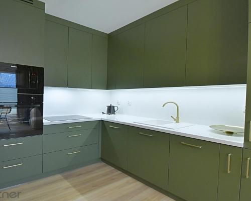 Pachnące nowością 2 pokoje z balkonem, ciche