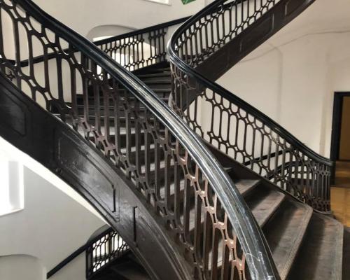 XVIII wieczny pałac w sercu Wrocławia na sprzedaż