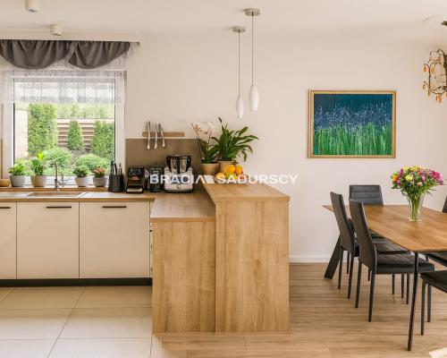 Bliźniak w Sidzinie/ładny ogródek/garaż/do wejscia