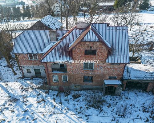 Dom na dużej działce- Łuczyce