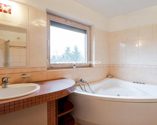 Przestronny dom w cichej i spokojnej okolicy