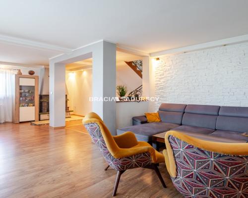 2 domy na 20 arowej działce- Dziaduszyce