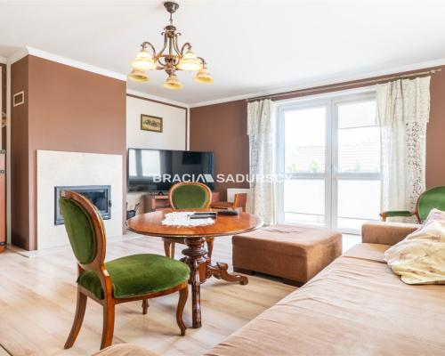 Nowoczesny dom parterowy w Łapanowie