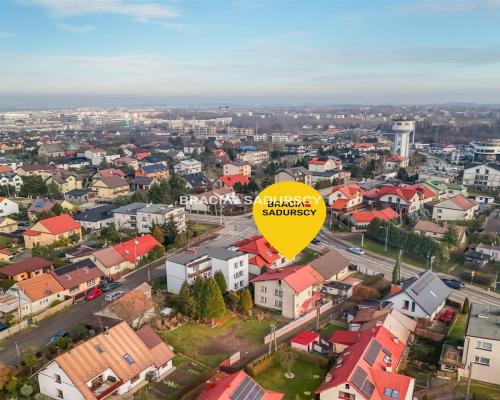 Dom bliźniak 165 m² + 50m² budynek, 650 m² działka