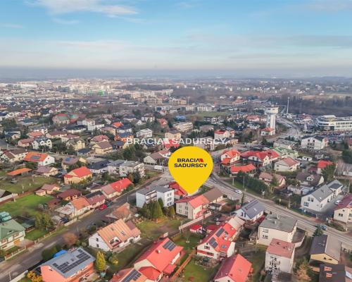 Dom bliźniak 165 m² + 50m² budynek, 650 m² działka