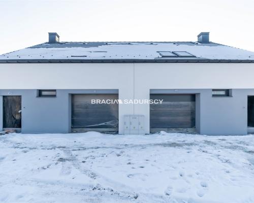 Dom blisko Krakowa – PKP, 25 min do centrum, garaż