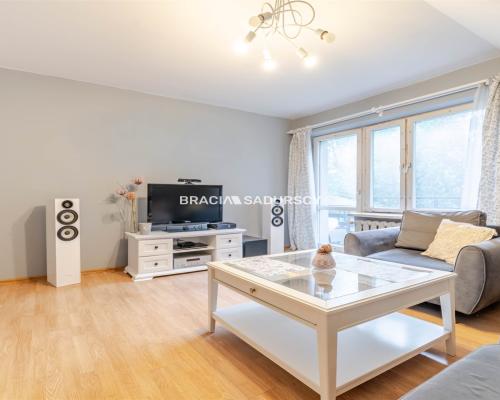 Dom w mieście z potencjałem! Duża działka 15 arów