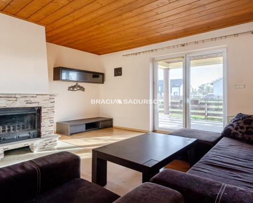 Dom o dużym potencjale / 7 pok / 10 ar