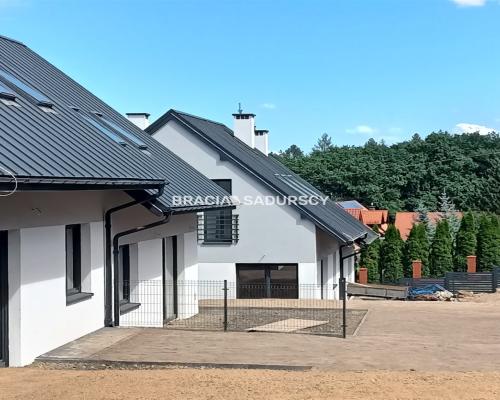 Nowe domy zabudwa bliźniaczej Zabierzów