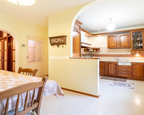 Dom z częścią usługową – Swoszowice, 11 arów