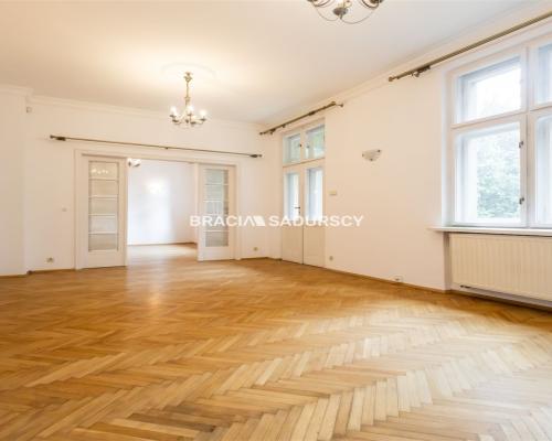 Wyjątkowa willa w Krakowie dostępna w nowej cenie