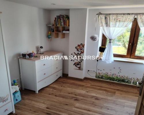 Dom z lokalem usługowym do wykończenia