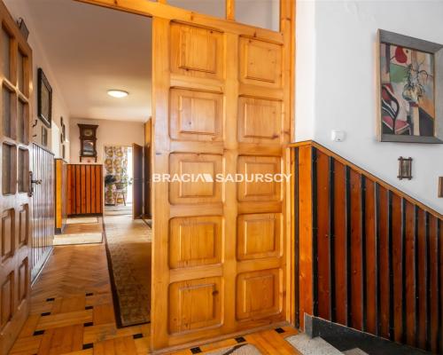 DOM Z ATRAKCYJNĄ, DUŻĄ DZIAŁKĄ 32 ARY INWESTYCJA