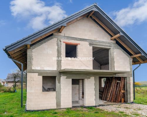 Dom wolnostojący w stanie surowym - Bębło - 130m2