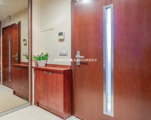 Dom z kominkiem i fotowoltaiką