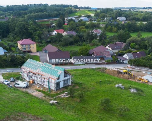 Nowoczesny dom w Morawicy